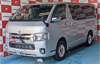 TOYOTA HIACE 2018